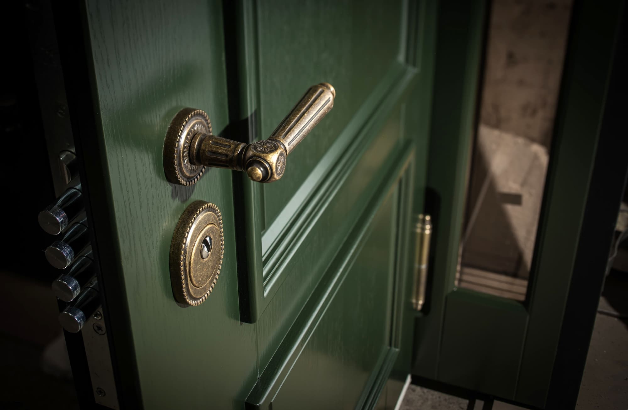 Входные двери Сотмик